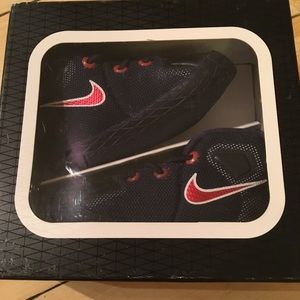 Nike Lebrun xiii baby shoes